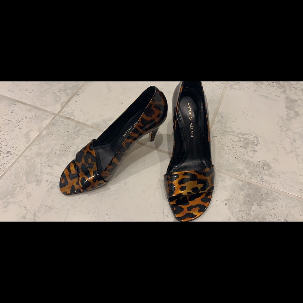 Antonio Melani leopard heels 8m